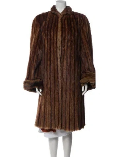 Pre-owned Fur Coat In Brown