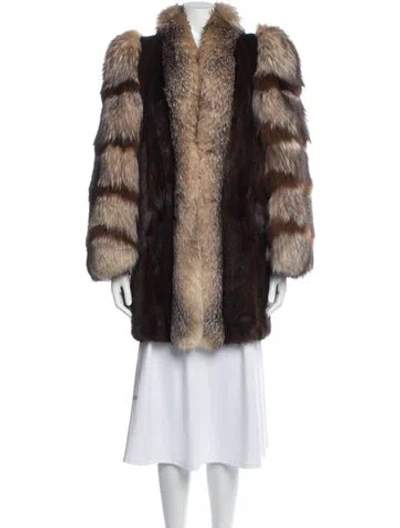 Pre-owned Fur Coat In Brown