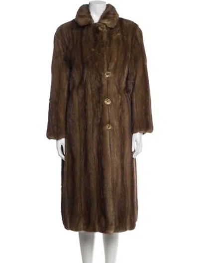 Pre-owned Fur Coat In Brown