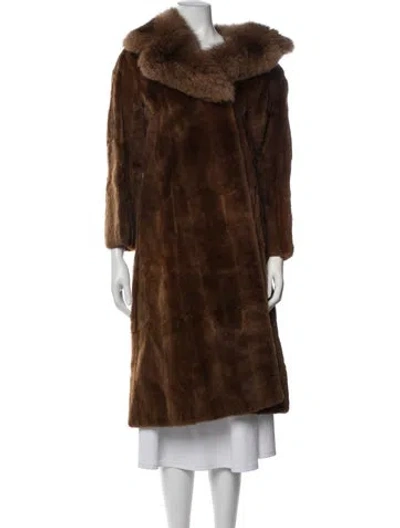 Pre-owned Fur Coat In Brown