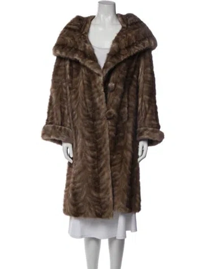 Pre-owned Fur Coat In Neutrals