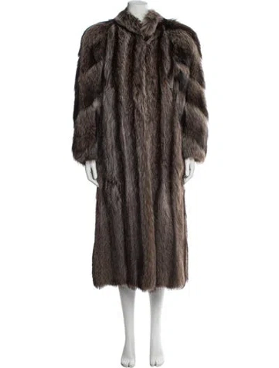 Pre-owned Fur Coyote  Coat In Neutral