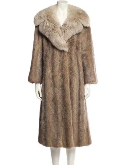 Pre-owned Fur Coat In Brown