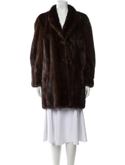 Pre-owned Fur Coat In Brown