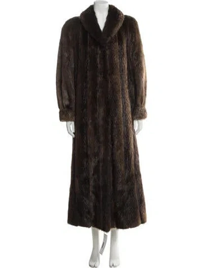 Pre-owned Fur Coat In Brown