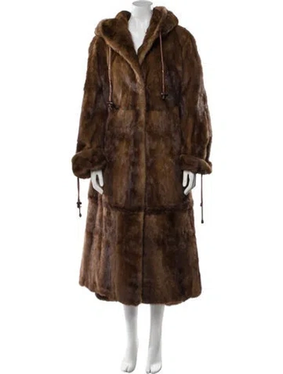 Pre-owned Fur Coat In Brown