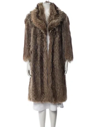 Pre-owned Fur Coat In Brown