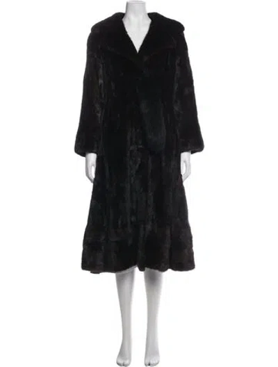 Pre-owned Fur Coat In Brown