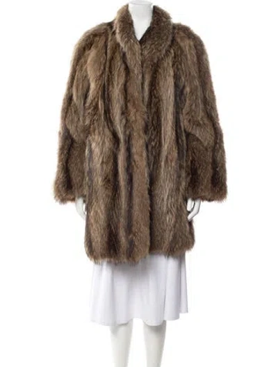 Pre-owned Fur Coat In Brown