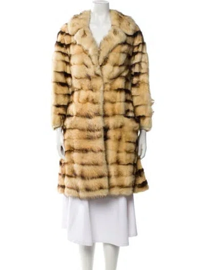 Pre-owned Fur Coat In Neutral