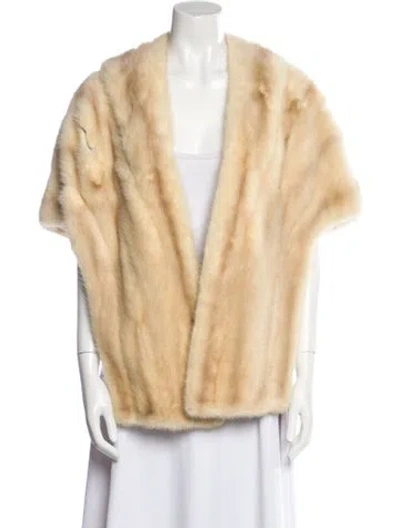 Pre-owned Fur Jacket In Neutral