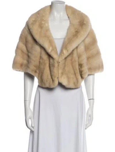 Pre-owned Fur Jacket In Neutral