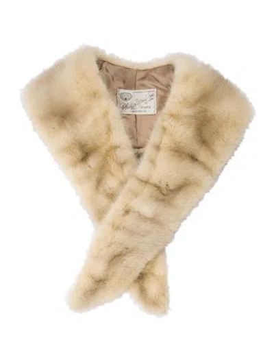 Pre-owned Fur Scarf In Neutral
