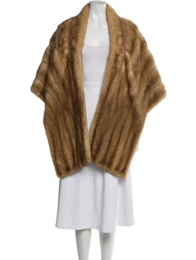Pre-owned Fur Shawl In Neutral