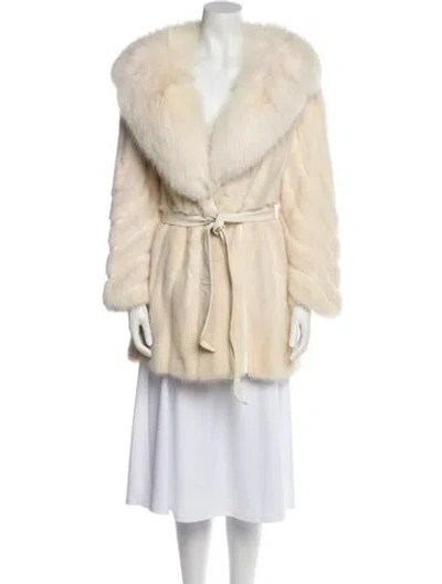Pre-owned Fur Vintage  Coat In Neutral