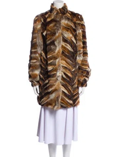 Pre-owned Fur Vintage   Coat In Brown