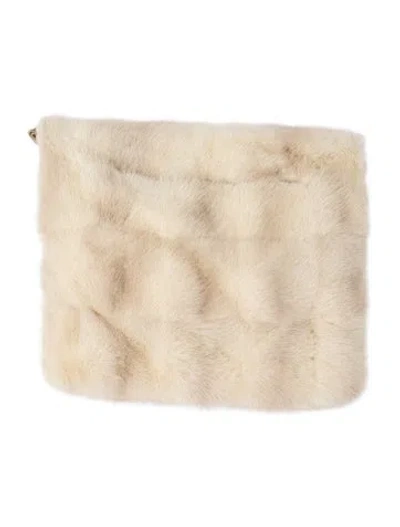 Pre-owned Fur Winter Accessory In White