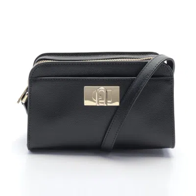 Pre-owned Furla Black Leather Shoulder Bag ()
