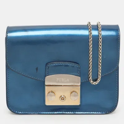 Pre-owned Furla Blue Patent Leather Mini Metropolis Crossbody Bag In Red
