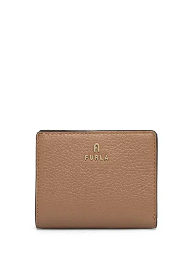 Furla Camelia Wallet In Gold