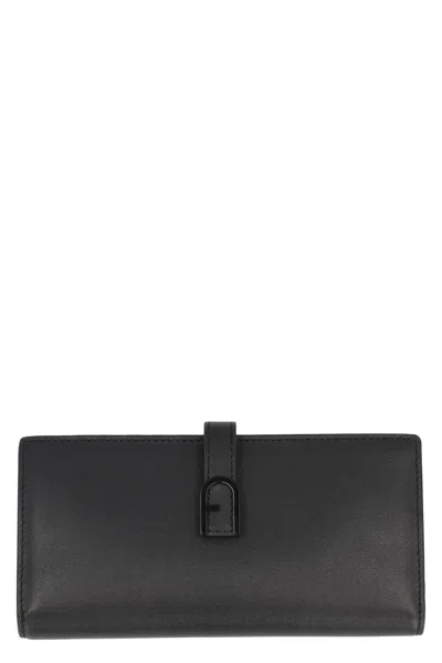 Furla Flow Continental Wallet In Leather In Black