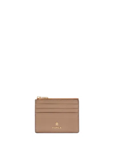 FURLA FURLA FURLA CAMELIA CARD HOLDER IN GREIGE LEATHER - THREE CREDIT CARD SLOTS ON THE FRONT AND BACK - 