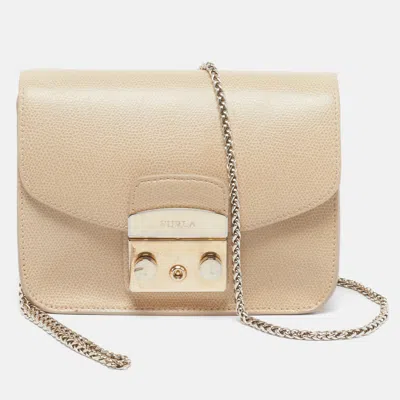 Pre-owned Furla Metropolis Mini Beige Leather Crossbody Bag In Sand