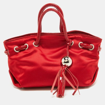 Pre-owned Furla Red Satin And Patent Leather Baguette Bag
