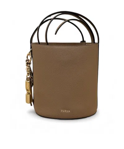 Furla Roxie S Bucket Bag Mit Logo-details In Brown