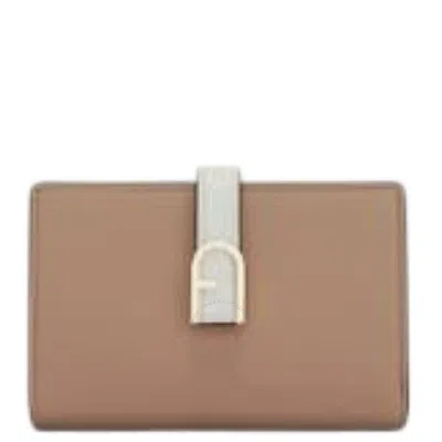 Furla S Compact Leather Wallet In Brown