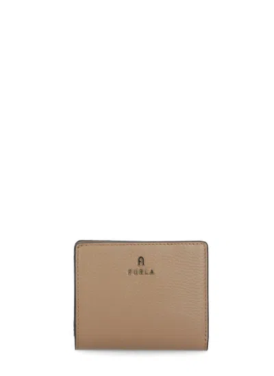 Furla Camelia Leather Wallet In Brown