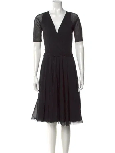 Pre-owned Fuzzi V-neck Knee-length Dress In Black