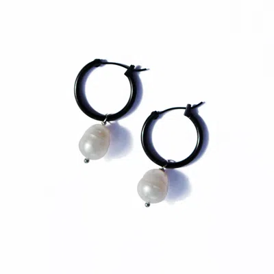 Fv Jewellery Women's Black / White Black & Fresh Water Pearl Hoop Earrings