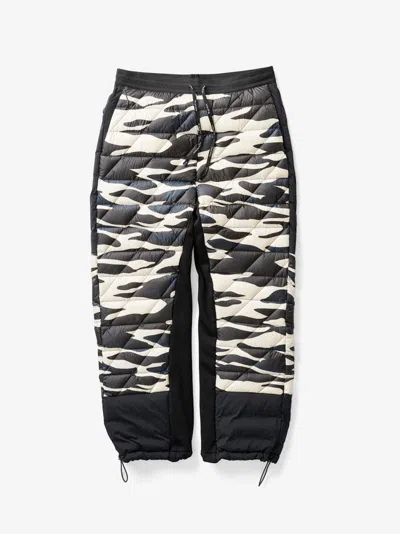 Fw23 M Hybrid Down Sweatpant - Zebra In Multi