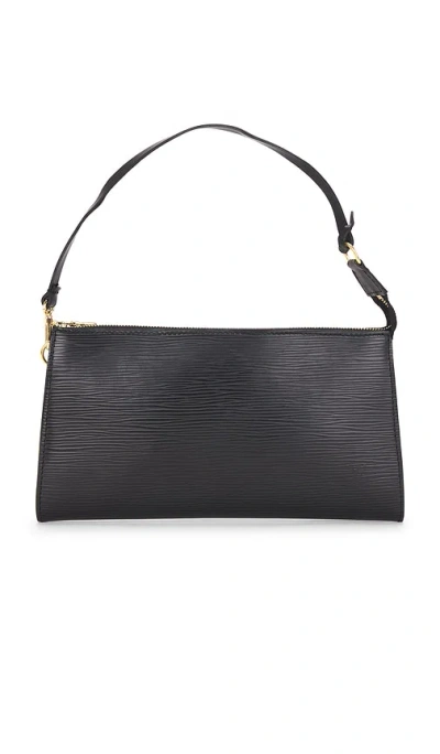 Fwrd Renew Louis Vuitton Epi Pochette Accessoires Shoulder Bag In Black