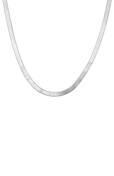 Fzn Herringbone Chain Necklace In White Gold