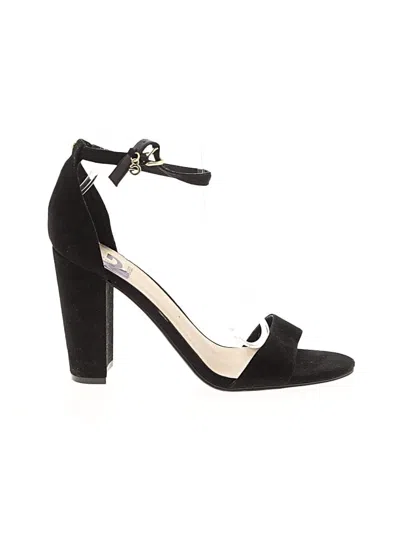 Pre-owned G By Guess Sandals In Black