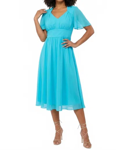 Gabby Skye Chiffon Flutter-sleeve Midi Party Dress In Turquoise In Pink