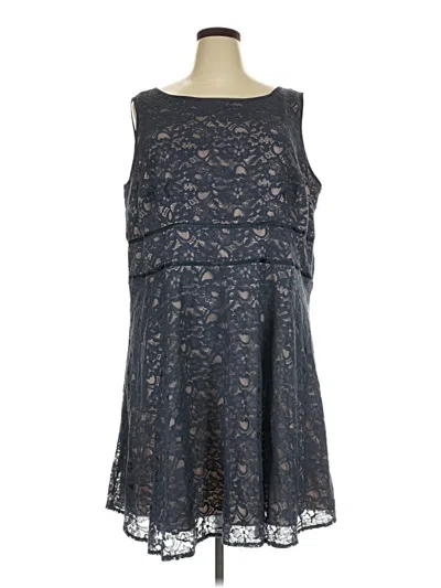 Pre-owned Gabby Skye Cocktail Dress In Gray
