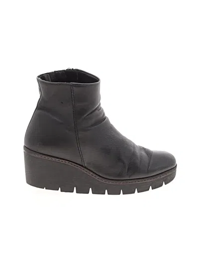Pre-owned Gabor Ankle Boots In Black