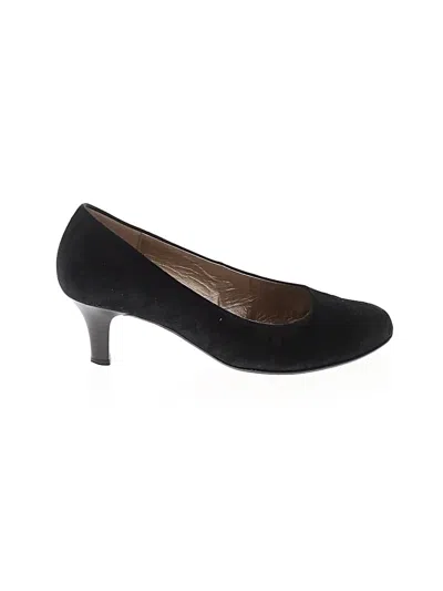 Pre-owned Gabor Heels In Black