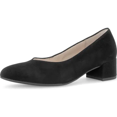 Gabor Ona Leather Pump In Black
