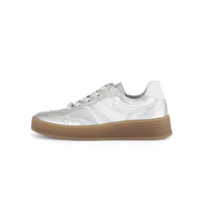 GABOR WOMEN'S FLAT SNEAKER IN NAPPA SILVER