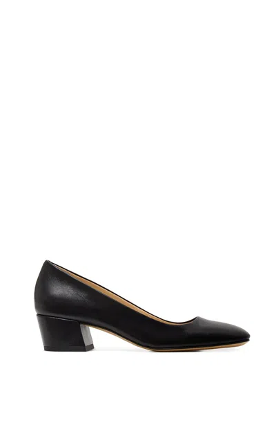 Gabriela Hearst Agathe Low Heel Pump In Black Leather