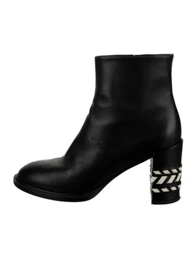 Pre-owned Gabriela Hearst Leather Boots In Black