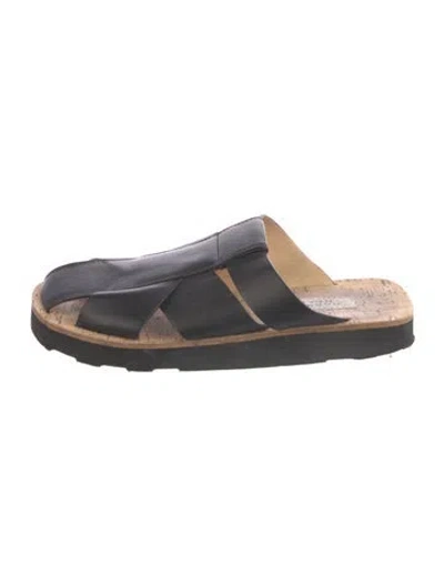 Pre-owned Gabriela Hearst Leather Flats In Black