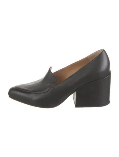 Pre-owned Gabriela Hearst Leather Pumps In Black