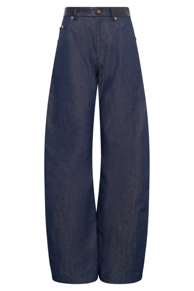 Gabriela Hearst Lucian Barrel-leg Jean In Indigo Blue Recycled Cotton Linen Denim & Textured Leather