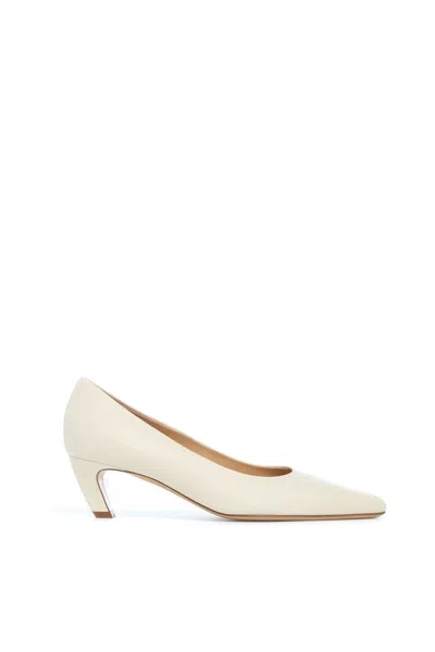 Gabriela Hearst Peggy Pump In Cream Nappa Leather