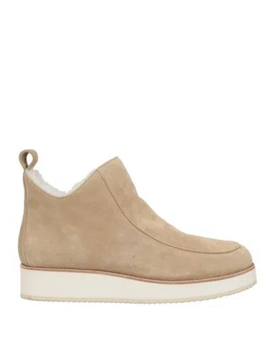 Gabriela Hearst Woman Ankle Boots Sand Size 7 Leather In Beige